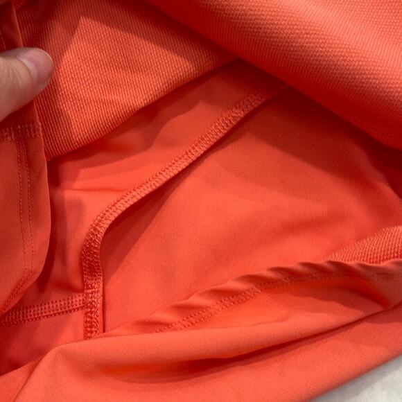 Yogalicious Melon Colored Llined Active Shorts Size XL - Picture 3 of 4